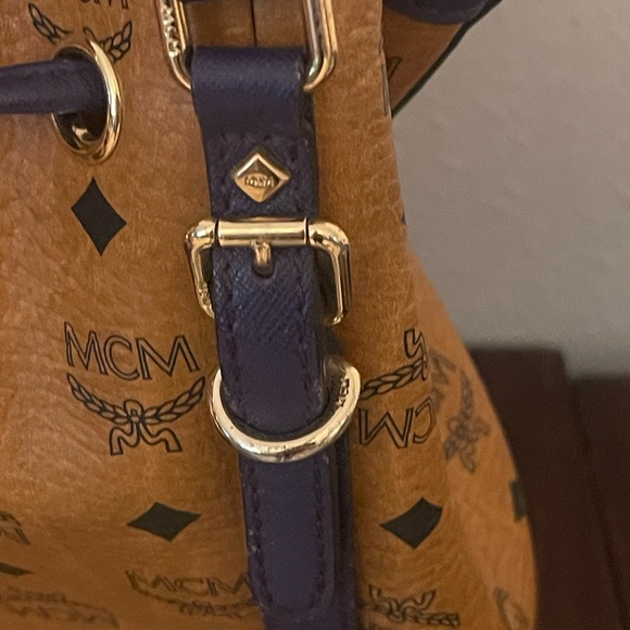 MCM Visetos Cognac and purple Leather Bucket Bag - Picture 8 of 8